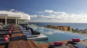 Royal Hideaway Corales Suites