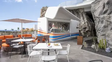 Royal Hideaway Corales Suites