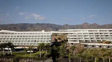 Royal Hideaway Corales Suites