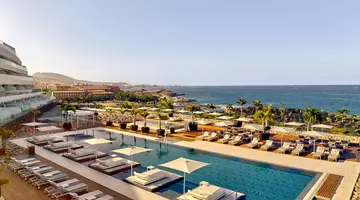 Royal Hideaway Corales Suites