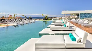 Royal Hideaway Corales Suites