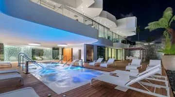 Royal Hideaway Corales Suites