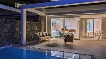 Royal Hideaway Corales Suites