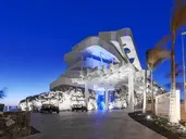 ROYAL HIDEAWAY CORALES SUITES