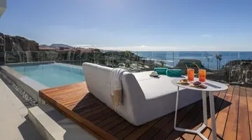 Royal Hideaway Corales Suites
