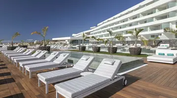 Royal Hideaway Corales Suites