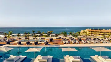 Royal Hideaway Corales Suites