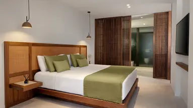 ROYAL HIDEAWAY CORALES VILLAS