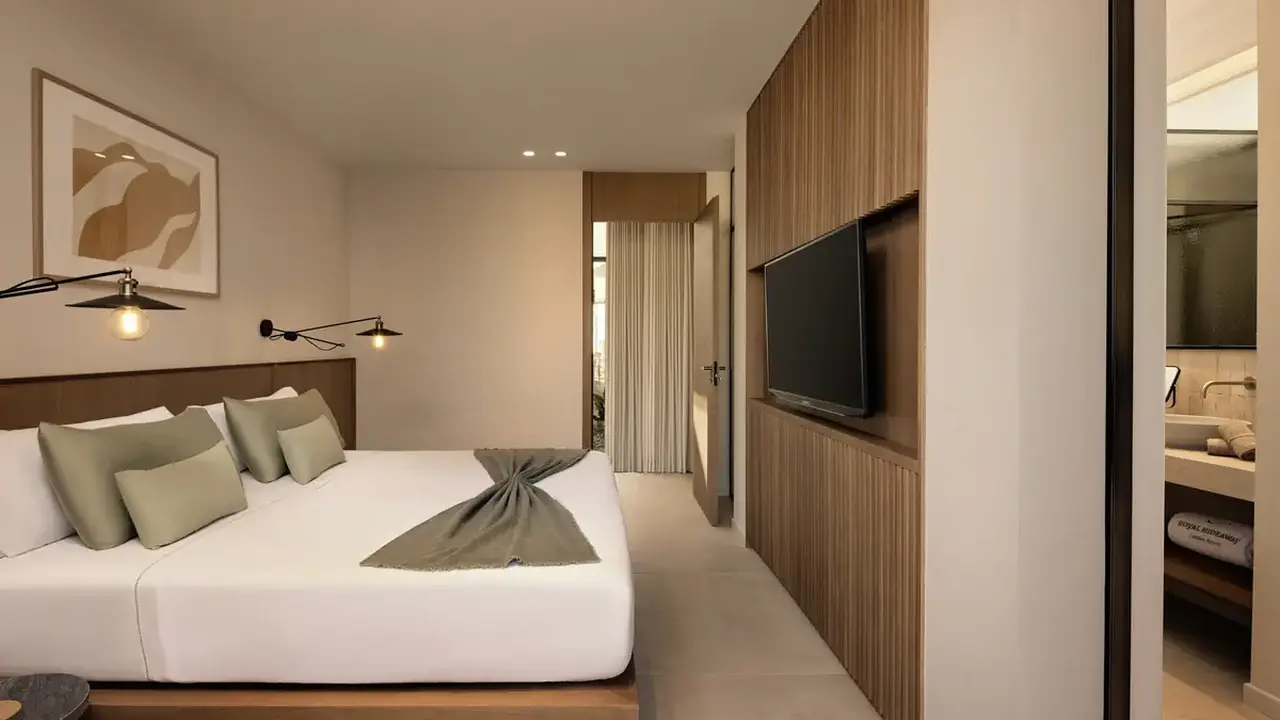 Royal Hideaway Corales Villas