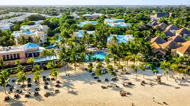 Royal Hideaway Playacar