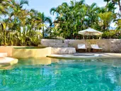Royal Hideaway Playacar