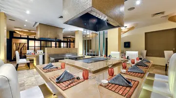 Royal Hideaway Playacar