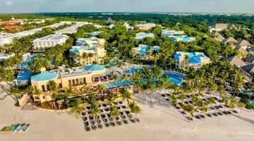 Royal Hideaway Playacar