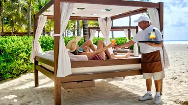 Royal Hideaway Playacar
