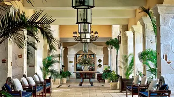 Royal Hideaway Playacar