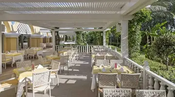 Royal Holiday Palace