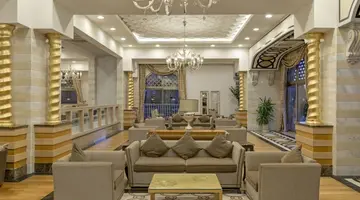 ROYAL HOLIDAY PALACE