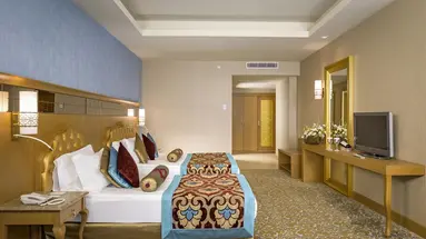 Royal Holiday Palace
