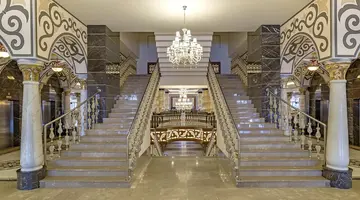 Royal Holiday Palace