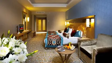 ROYAL HOLIDAY PALACE