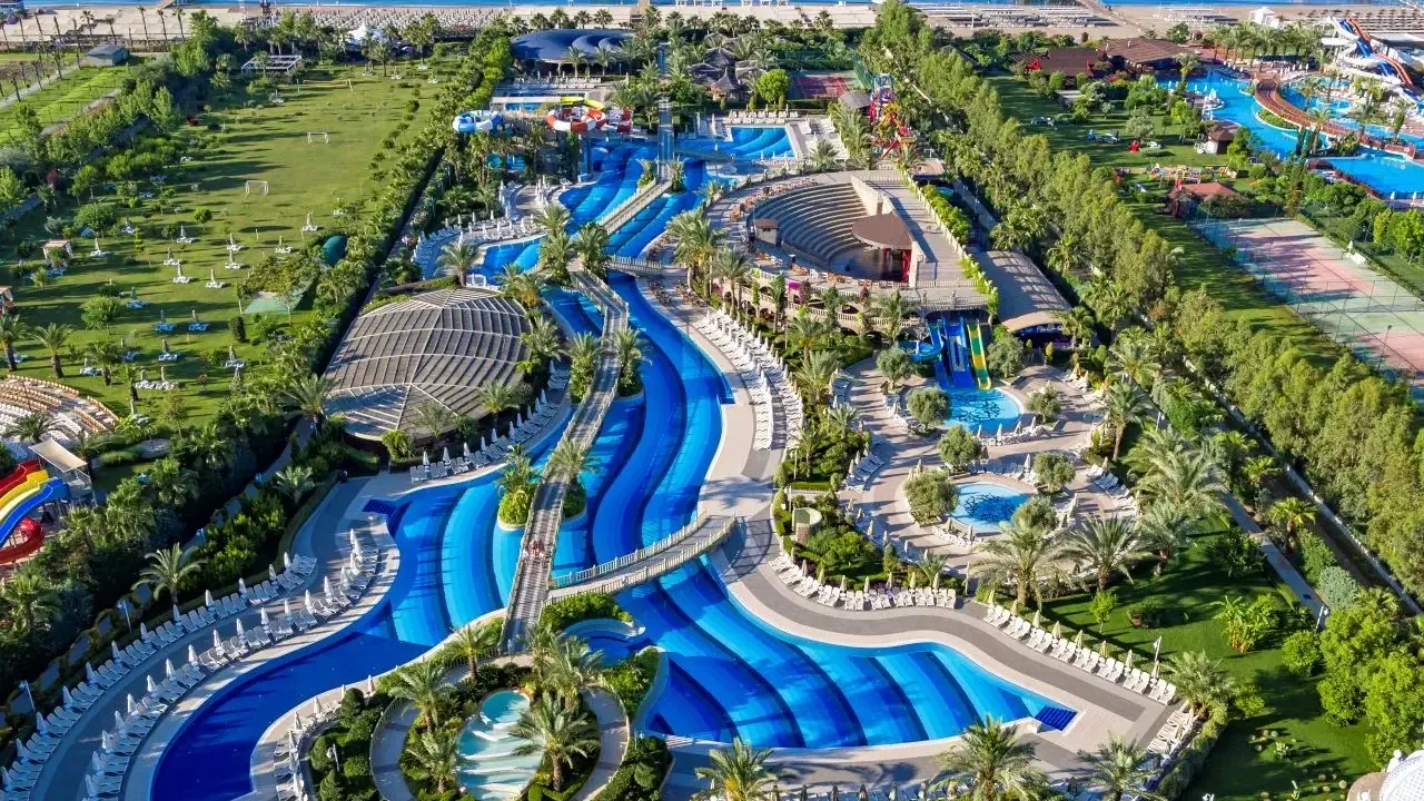 Royal Holiday Palace