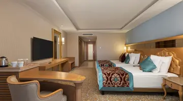 ROYAL HOLIDAY PALACE