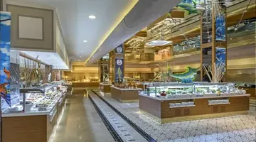 Royal Holiday Palace