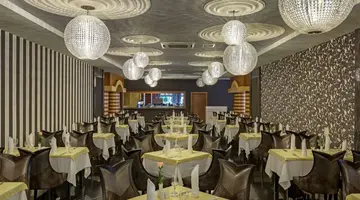 ROYAL HOLIDAY PALACE