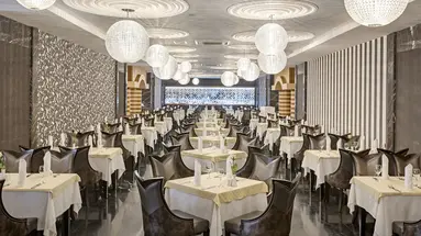 Royal Holiday Palace