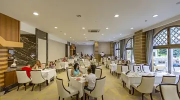 Royal Holiday Palace