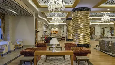 Royal Holiday Palace