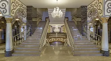 Royal Holiday Palace
