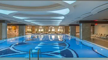 Royal Holiday Palace