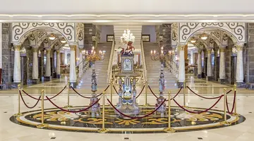 Royal Holiday Palace