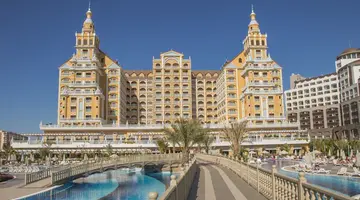 Royal Holiday Palace