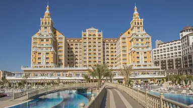 Royal Holiday Palace