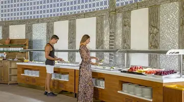 Royal Holiday Palace