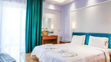Royal Hotel and Suites
