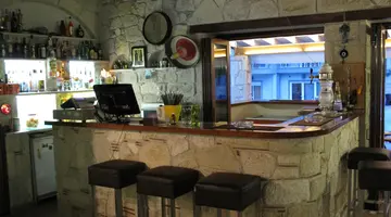 Royal Hotel and Suites