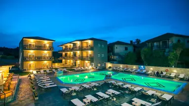 Royal Hotel and Suites