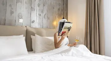Royal Hotel and Suites