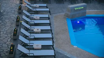 Royal Hotel and Suites