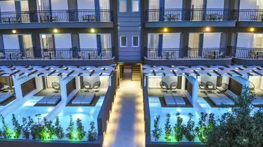 Royal Hotel and Suites