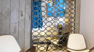 Royal Hotel and Suites