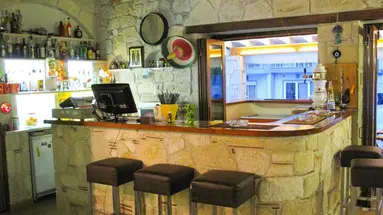 Royal Hotel and Suites