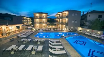 Royal Hotel and Suites