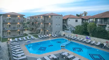 Royal Hotel and Suites