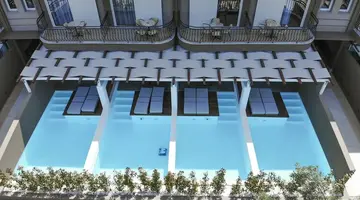 Royal Hotel and Suites