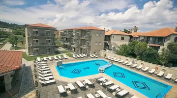 Royal Hotel and Suites