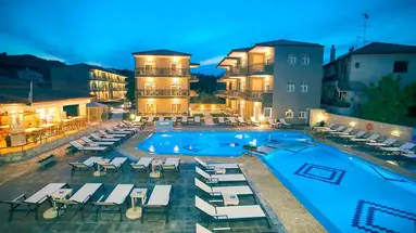 Royal Hotel and Suites